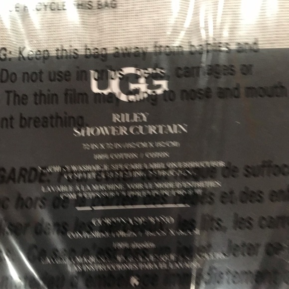 UGG shower curtain brand new - Picture 4 of 7
